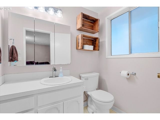 16067 S MAPLELANE Rd, Oregon City, OR 97045