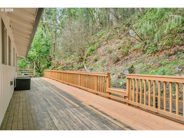 16067 S MAPLELANE Rd, Oregon City, OR 97045