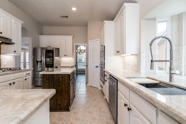 12031 Echo Canyon Drive, Tomball, TX 77377