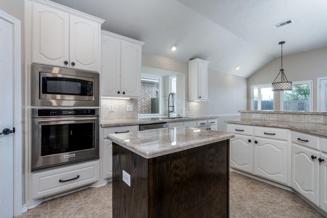 12031 Echo Canyon Drive, Tomball, TX 77377