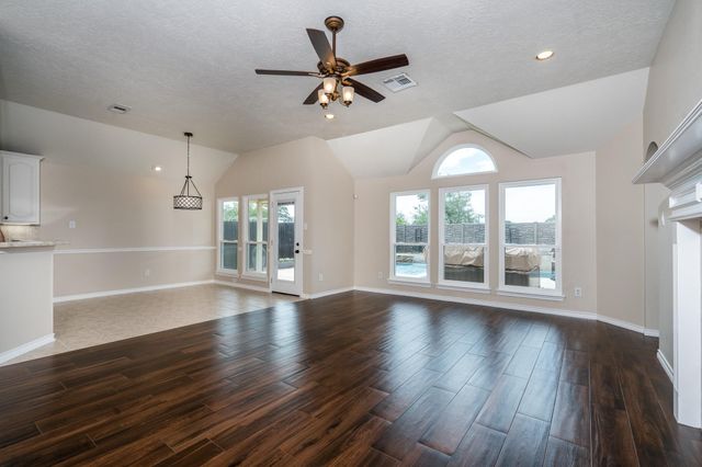 12031 Echo Canyon Drive, Tomball, TX 77377