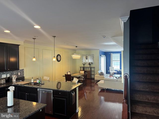 8302 BLACK HARRIER LN, Severn, MD 21144