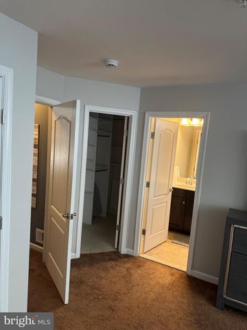 8302 BLACK HARRIER LN, Severn, MD 21144