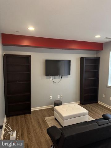 8302 BLACK HARRIER LN, Severn, MD 21144