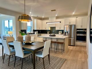 3480 Knightsbridge Trail N, Lake Elmo, MN 55042