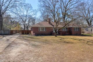 4557 PARK AVE, Memphis, TN 38117