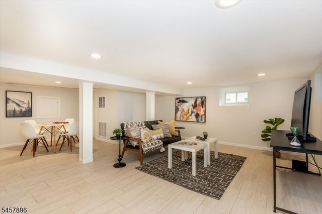 383 Wilden Pl, South Orange Village Twp., NJ 07079