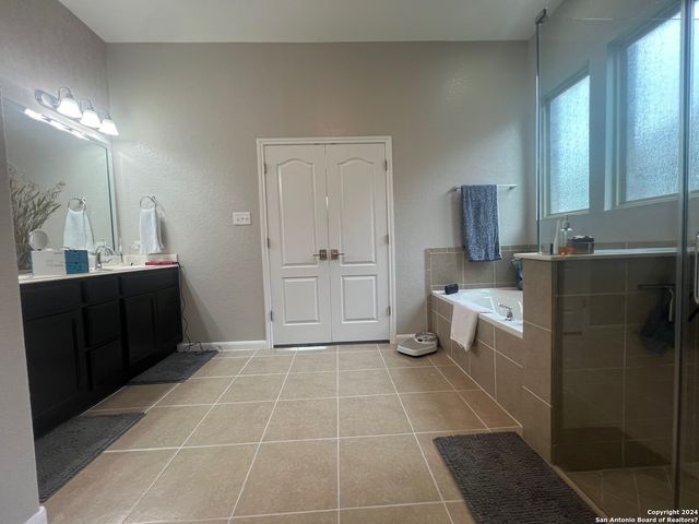 8224 LIMERICK FLS, San Antonio, TX 78253