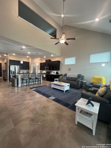 8224 LIMERICK FLS, San Antonio, TX 78253