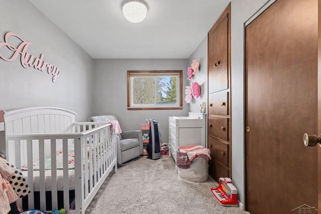 1925 Schust Road, Saginaw, MI 48604