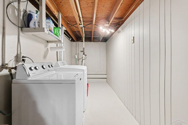 1925 Schust Road, Saginaw, MI 48604