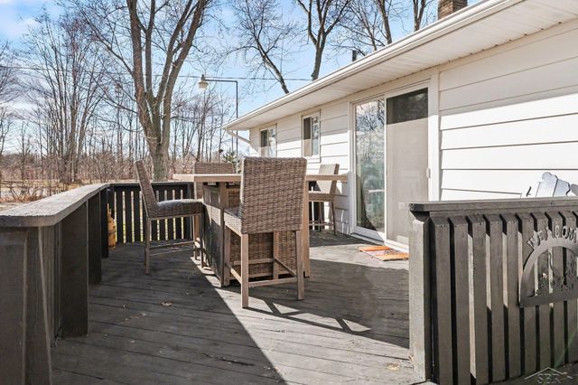 1925 Schust Road, Saginaw, MI 48604