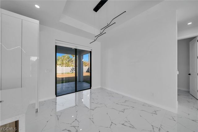 621 NE Juanita PL, Cape Coral, FL 33909