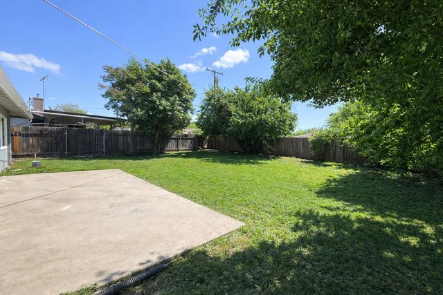 3628 Turner Dr, North Highlands, CA 95660