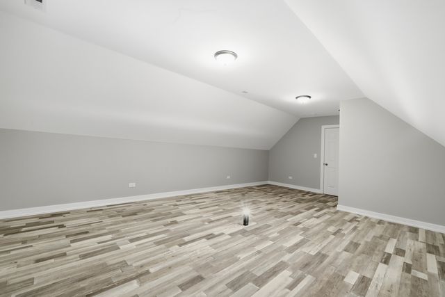 8839 S Colfax Avenue, Chicago, IL 60617