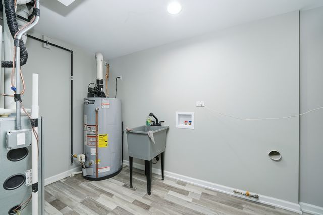 8839 S Colfax Avenue, Chicago, IL 60617