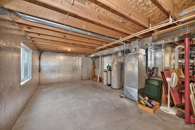204 Lights Pointe Court, New Richmond, OH 45157