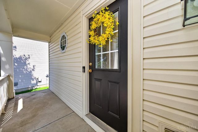 204 Lights Pointe Court, New Richmond, OH 45157