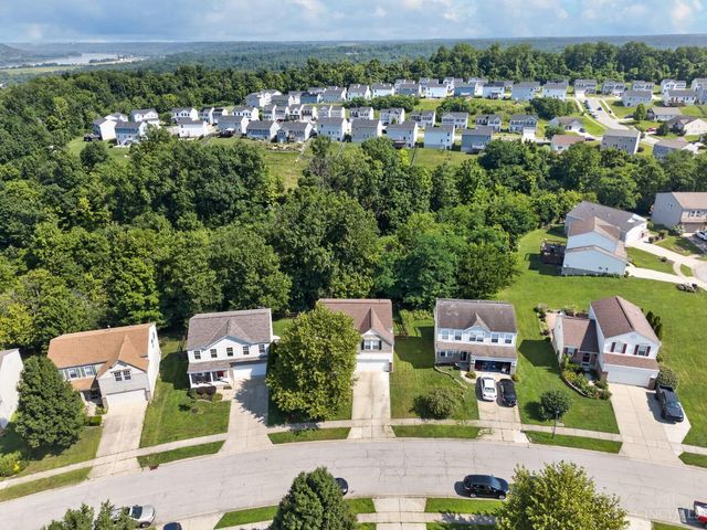 204 Lights Pointe Court, New Richmond, OH 45157
