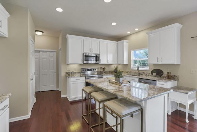 3717 Hickory Field Lane, Powell, OH 43065