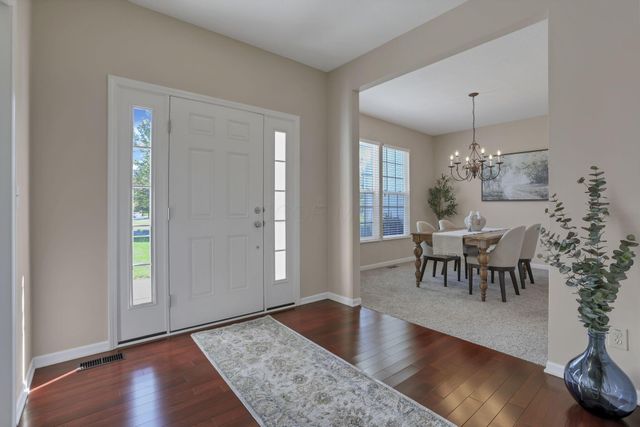 3717 Hickory Field Lane, Powell, OH 43065