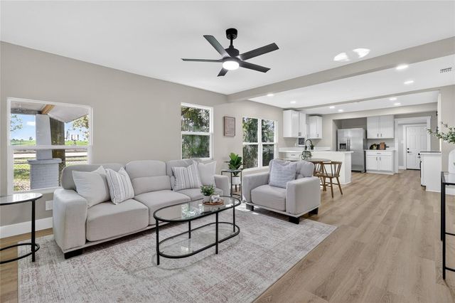 723 W MYRTLE STREET, Lakeland, FL 33815