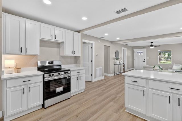 723 W MYRTLE STREET, Lakeland, FL 33815