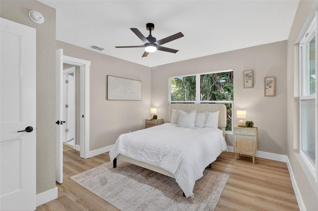 723 W MYRTLE STREET, Lakeland, FL 33815