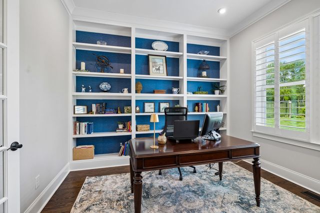 3012 Littlebury Park Dr, Thompsons Station, TN 37179