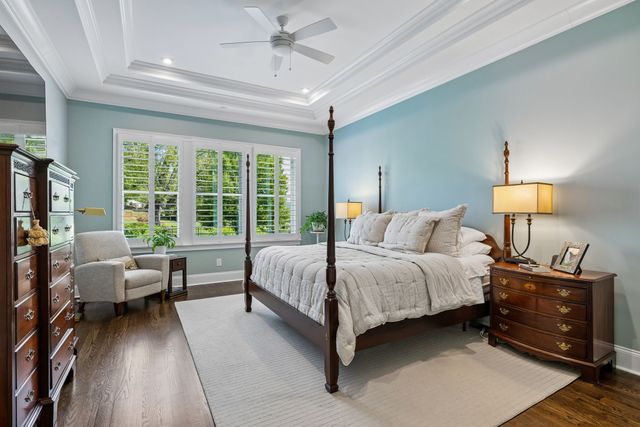 3012 Littlebury Park Dr, Thompsons Station, TN 37179