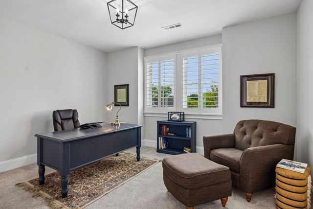 3012 Littlebury Park Dr, Thompsons Station, TN 37179