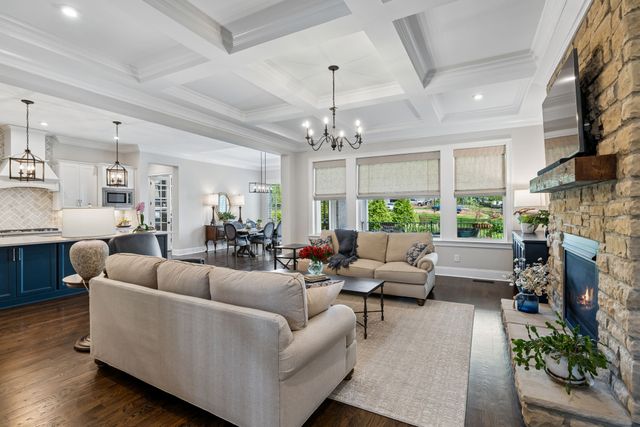 3012 Littlebury Park Dr, Thompsons Station, TN 37179