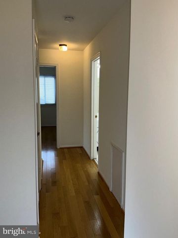 9812 WILDEN LN, Rockville, MD 20854