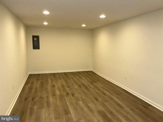 9812 WILDEN LN, Rockville, MD 20854