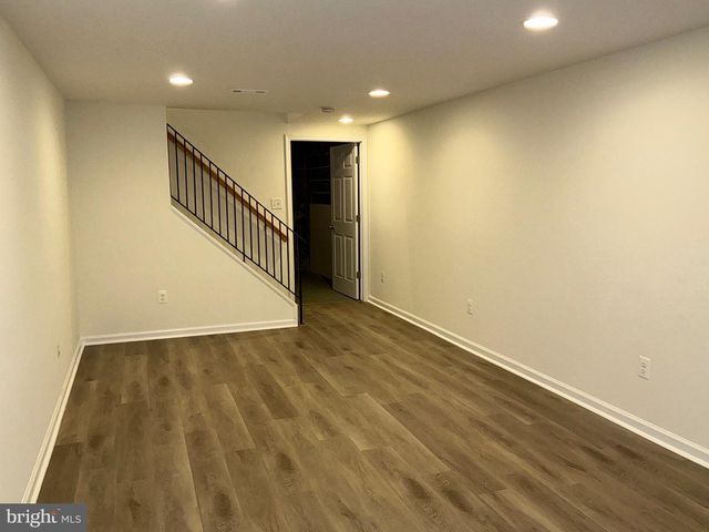 9812 WILDEN LN, Rockville, MD 20854