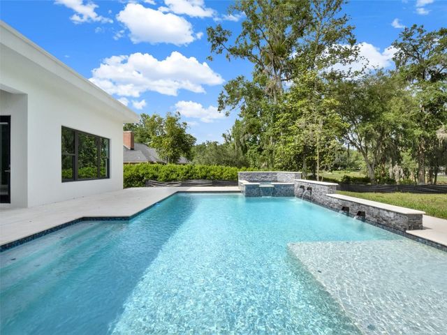 7615 SE 12TH CIRCLE, Ocala, FL 34480