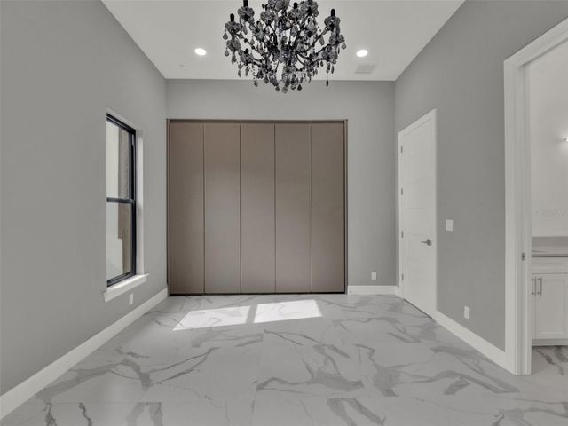 7615 SE 12TH CIRCLE, Ocala, FL 34480