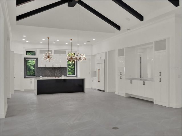 7615 SE 12TH CIRCLE, Ocala, FL 34480