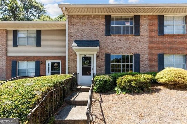 392 Northdale Court, Lawrenceville, GA 30046