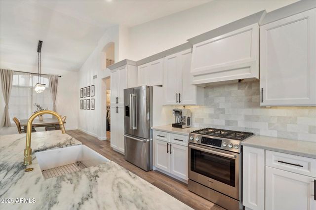 11526 W PALM BROOK Drive, Avondale, AZ 85392