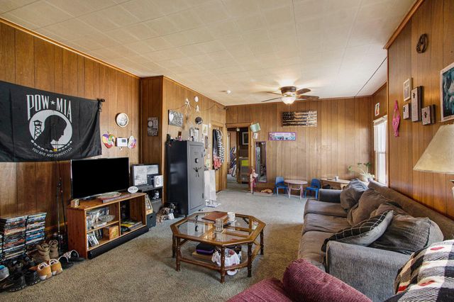 1028 Clinton Avenue, Kalamazoo, MI 49001