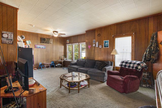 1028 Clinton Avenue, Kalamazoo, MI 49001