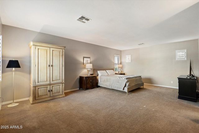 3973 E Hummingbird Lane, Phoenix, AZ 85050