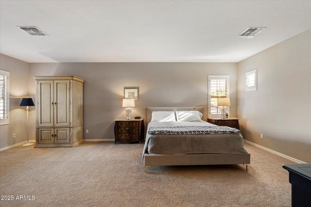 3973 E Hummingbird Lane, Phoenix, AZ 85050