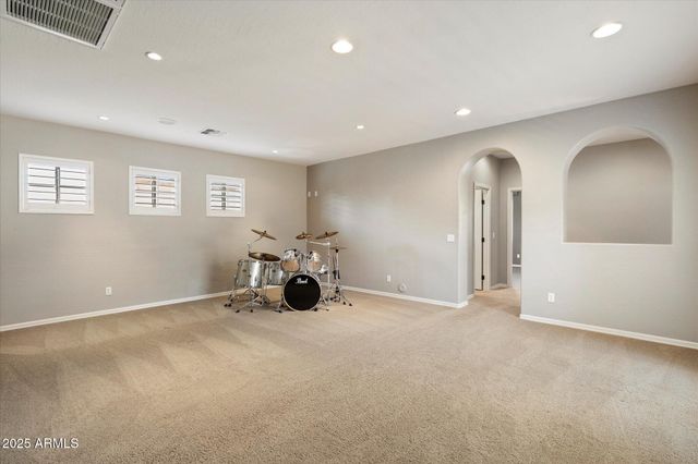 3973 E Hummingbird Lane, Phoenix, AZ 85050