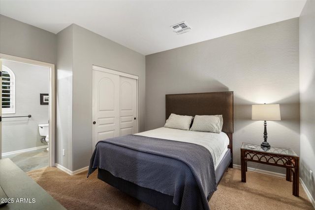 3973 E Hummingbird Lane, Phoenix, AZ 85050