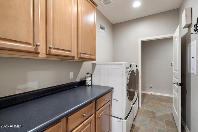 3973 E Hummingbird Lane, Phoenix, AZ 85050