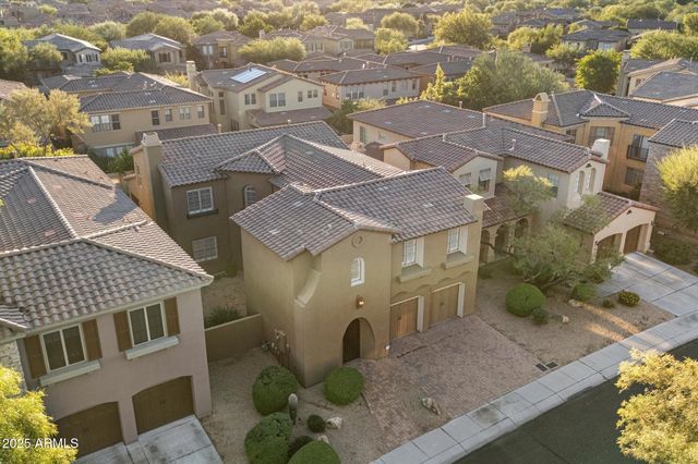 3973 E Hummingbird Lane, Phoenix, AZ 85050