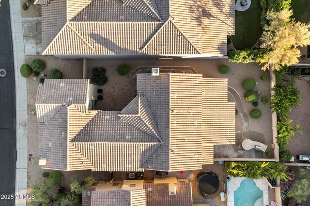 3973 E Hummingbird Lane, Phoenix, AZ 85050