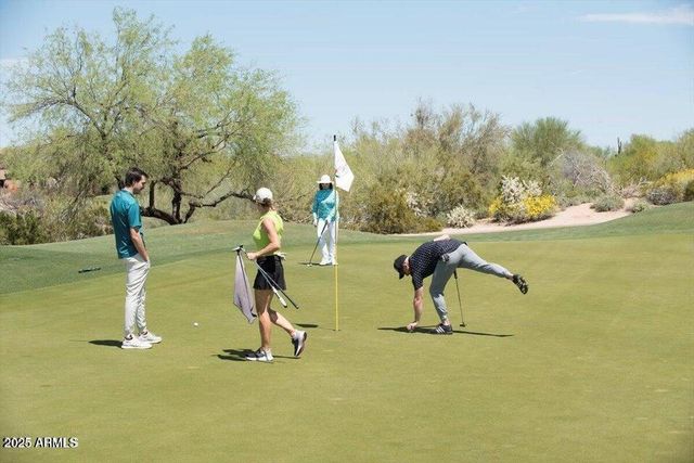 3973 E Hummingbird Lane, Phoenix, AZ 85050